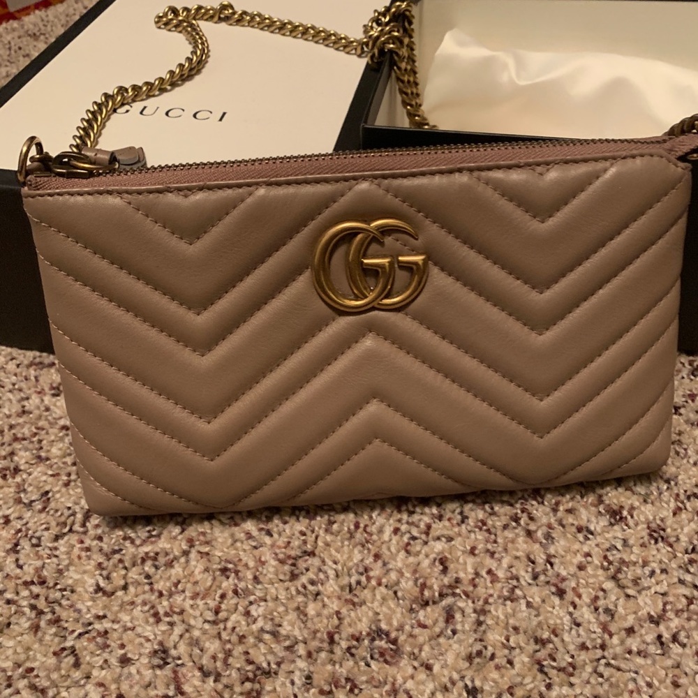 Authentic Gucci wallet chain crossbody bag